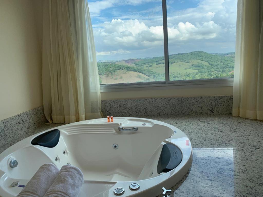 Hotel Mirante Sao Bras Sao Bras do Suacui Ngoại thất bức ảnh
